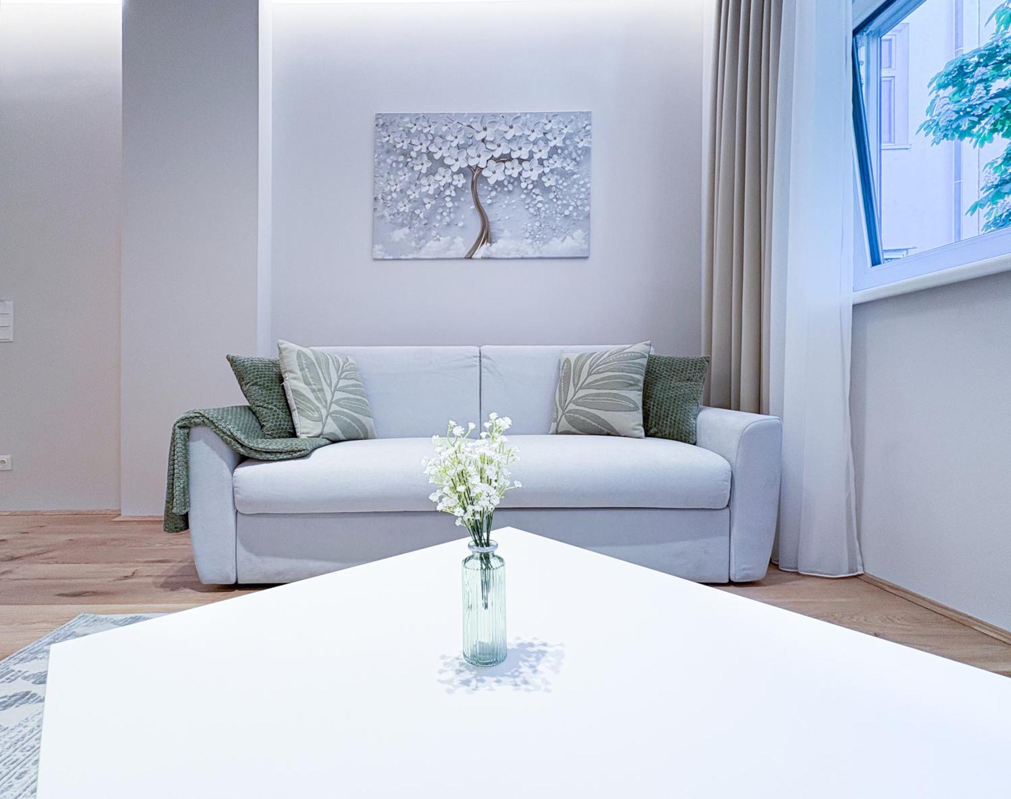 Charming - With Aircondition! Apartment *