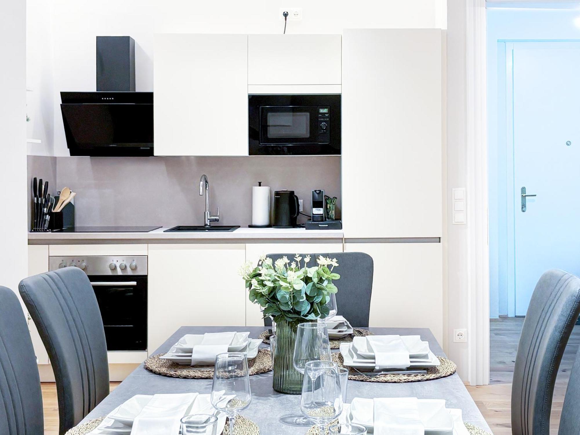 Charming - With Aircondition! Apartment *